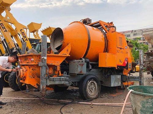 拖泵工作视频,拖泵工作原理与操作流程详解